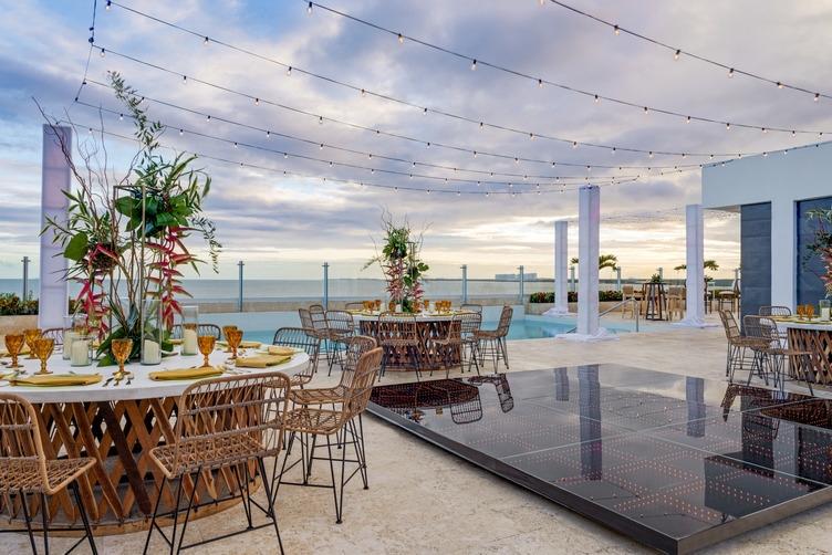 Residence Inn By Marriott Cancun Hotel Zone Bagian luar foto