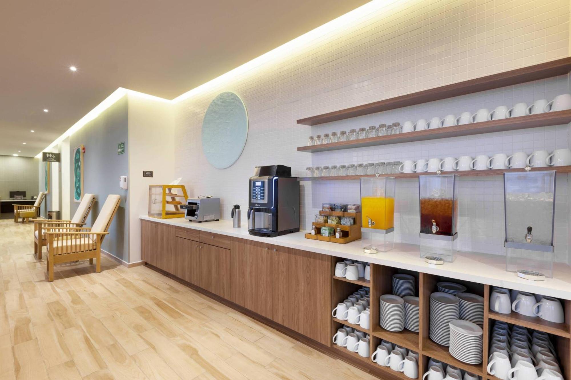 Residence Inn By Marriott Cancun Hotel Zone Bagian luar foto