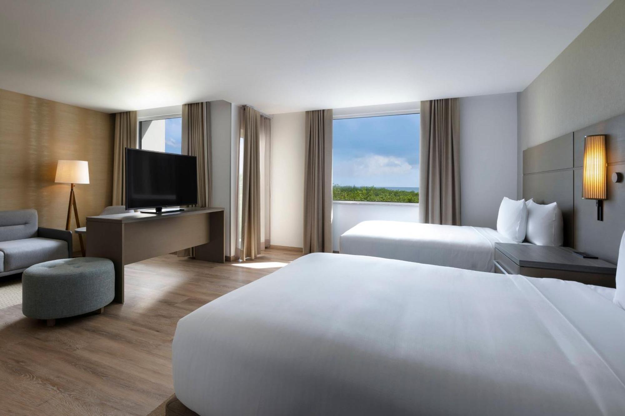 Residence Inn By Marriott Cancun Hotel Zone Bagian luar foto