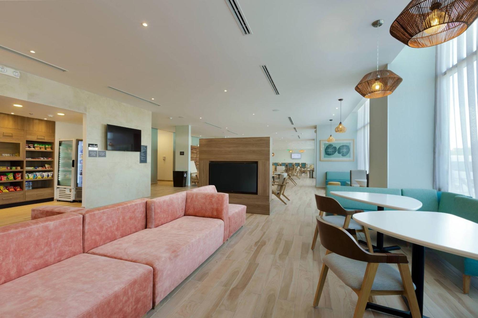 Residence Inn By Marriott Cancun Hotel Zone Bagian luar foto